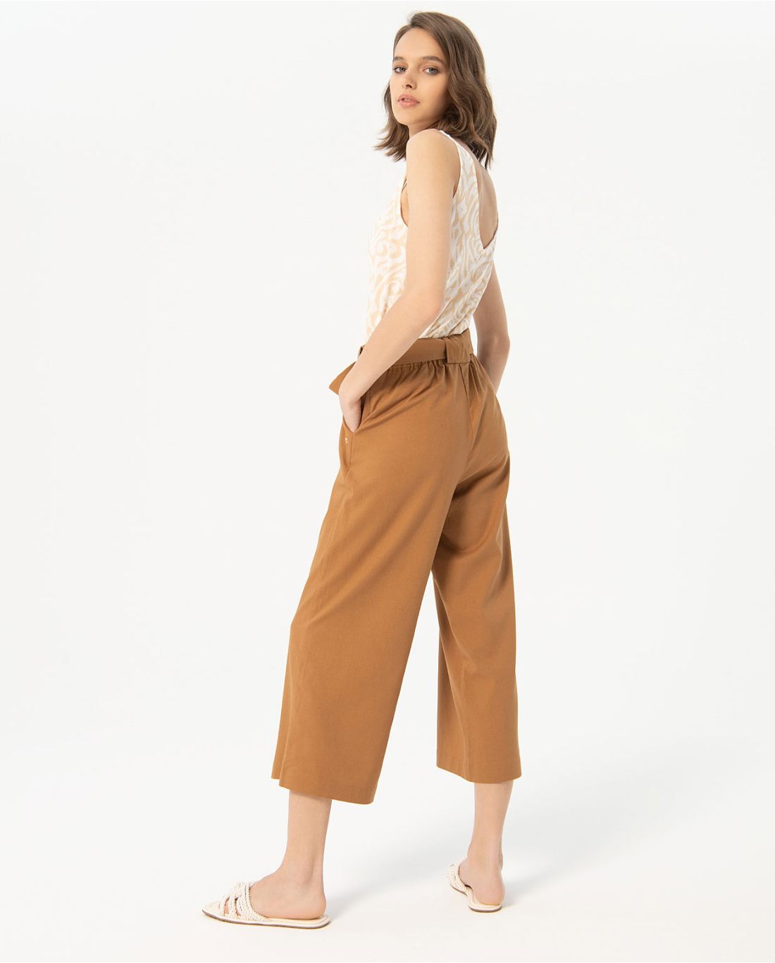 Surkana Cropped Pants - Brown